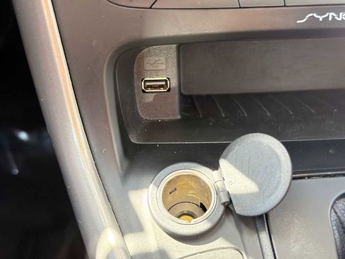 Used 2017 Ford Focus Titanium w/ Titanium Technology Package image 27