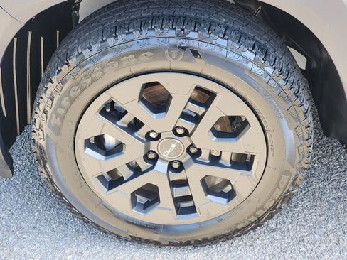 Used 2023 Honda Ridgeline RTL-E image 18