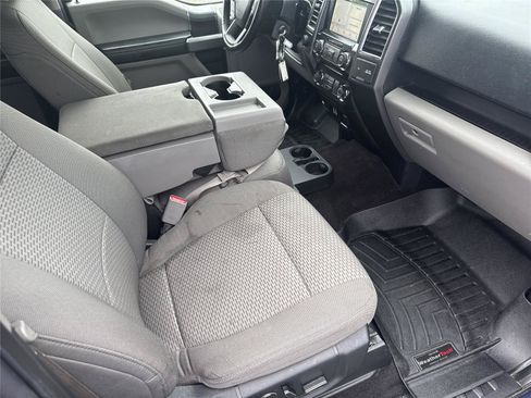 Used 2016 Ford F150 XLT w/ Equipment Group 302A Luxury AWD/4WD image 31