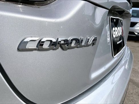 Used 2020 Toyota Corolla L image 29