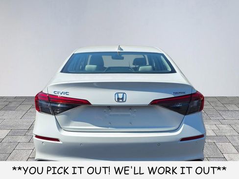 Used 2024 Honda Civic Touring image 6
