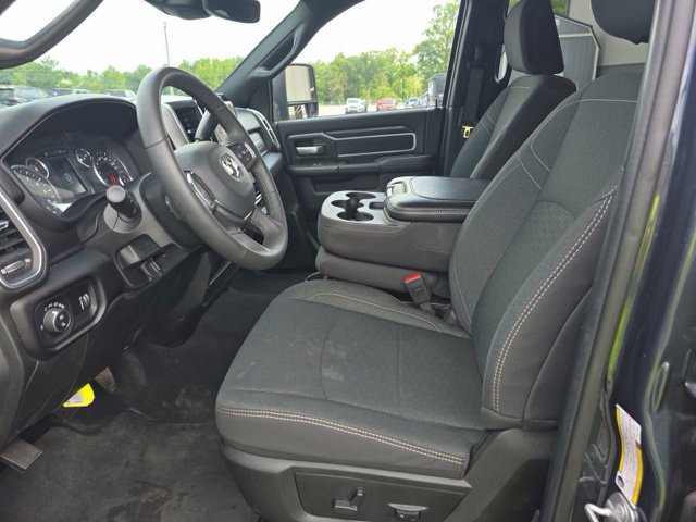 Used 2025 RAM 2500 Big Horn AWD/4WD image 8