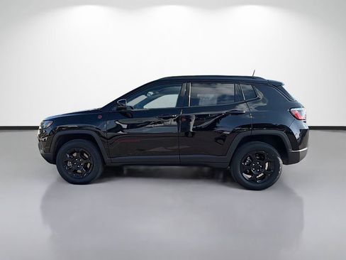 Used 2023 Jeep Compass Trailhawk AWD/4WD image 6
