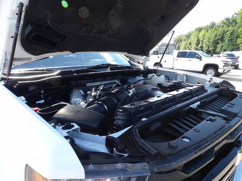 Used 2025 Chevrolet Silverado 3500 W/T w/ WT/CX Safety Package AWD/4WD image 45