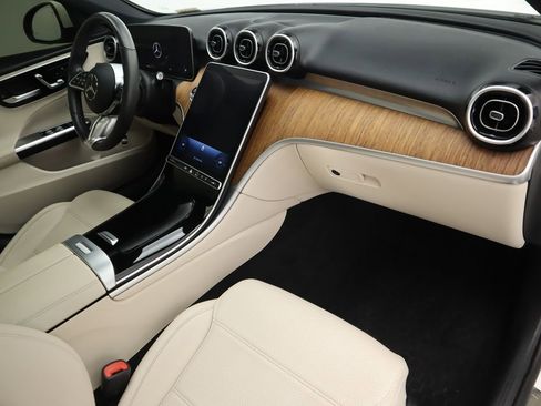 Used 2022 Mercedes-Benz C 300 4MATIC Sedan image 17