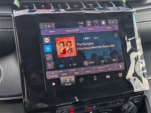 New 2025 Jeep Grand Cherokee Altitude image 22