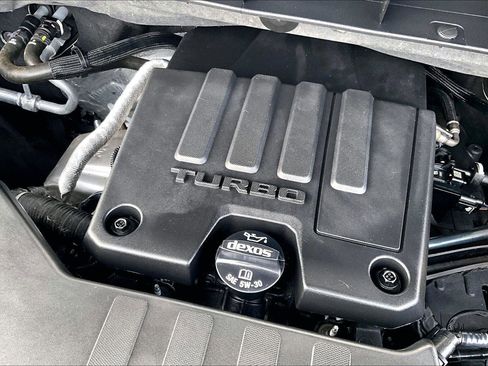 Used 2024 Chevrolet Silverado 1500 LT image 35