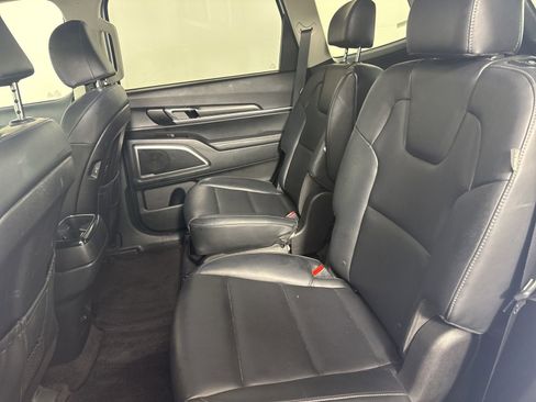 Used 2025 Kia Telluride S FWD image 12