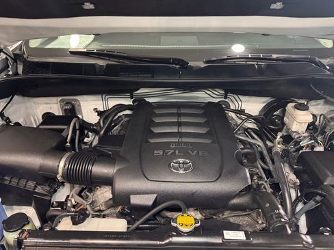 Used 2016 Toyota Tundra Limited image 40