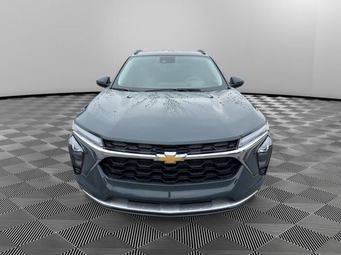New 2026 Chevrolet Trax LT w/ Driver Confidence Package image 2