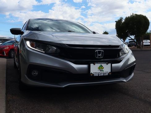 Used 2019 Honda Civic Sport image 18