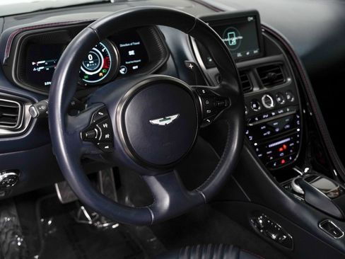 Used 2018 Aston Martin DB11 V12 image 37