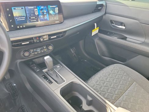 New 2026 Nissan Kicks SV image 30