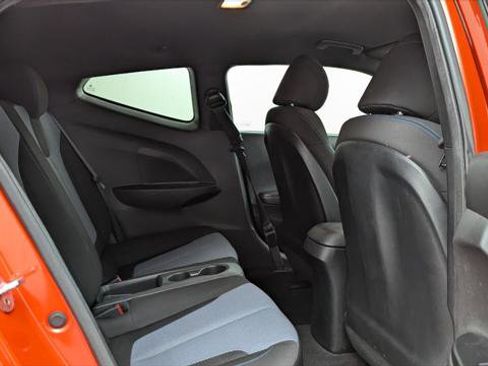 Used 2020 Hyundai Veloster 2.0 image 16