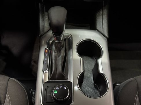 Used 2025 Chevrolet Blazer LT image 31