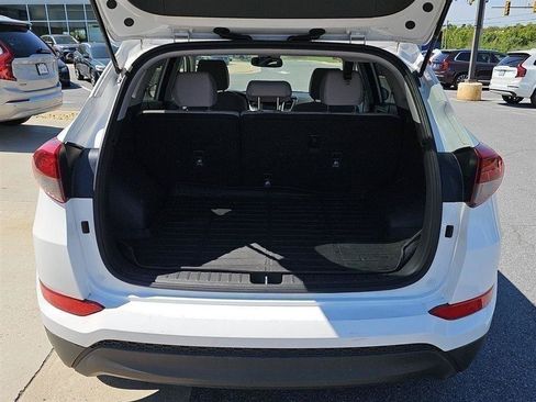 Used 2018 Hyundai Tucson SE AWD/4WD image 13
