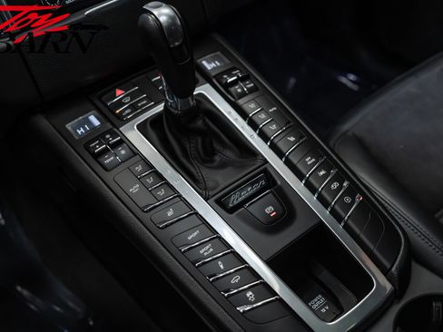 Used 2018 Porsche Macan GTS image 40