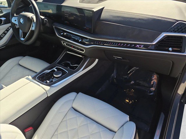 Certified 2026 BMW X7 xDrive40i AWD/4WD image 27