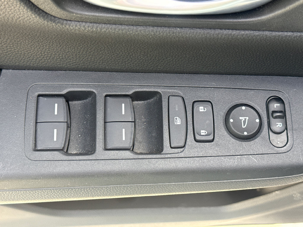 Certified 2025 Honda CR-V Sport-L image 15