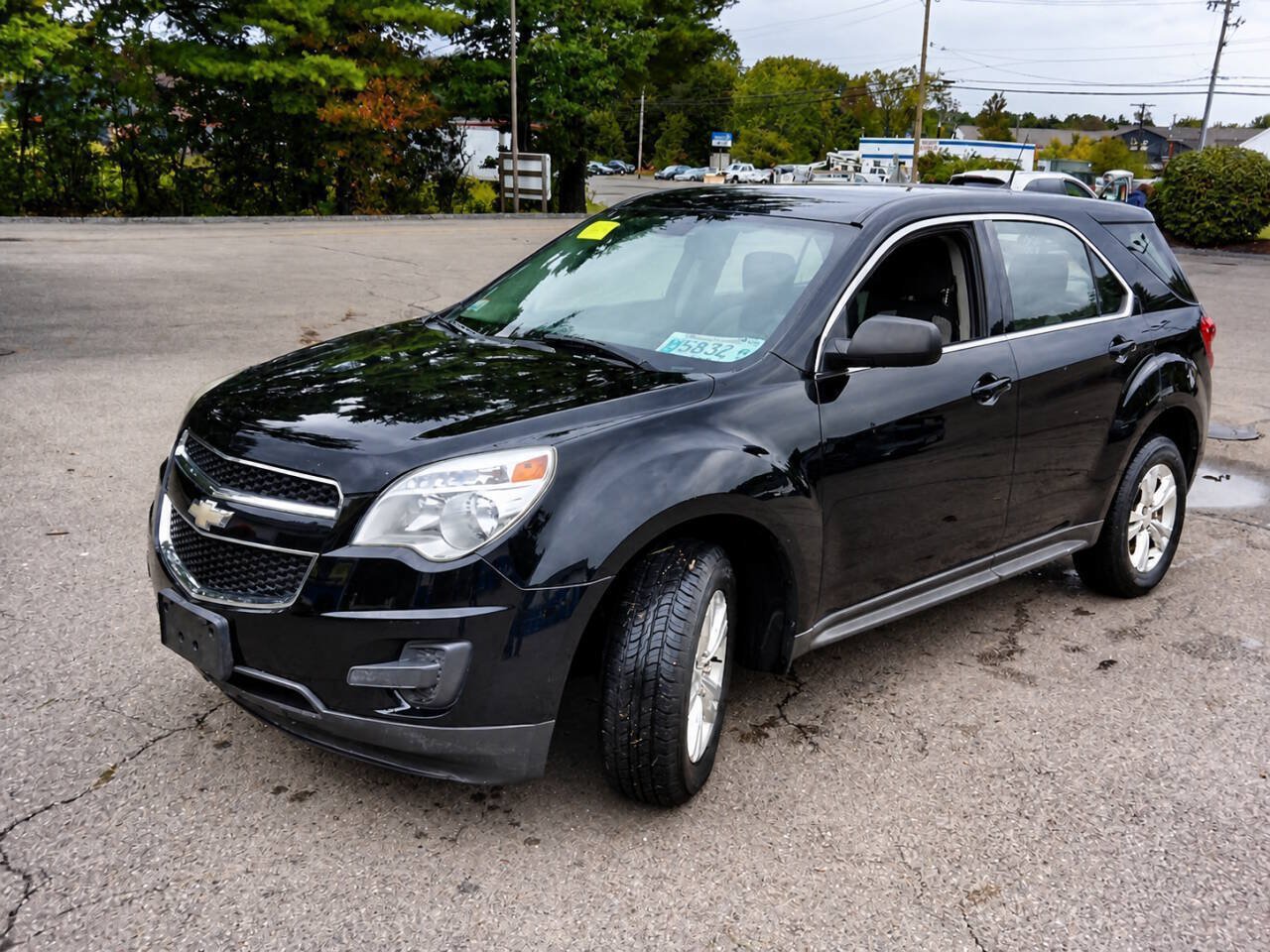 Used 2011 Chevrolet Equinox LS w/ Bluetooth Package AWD/4WD image 1