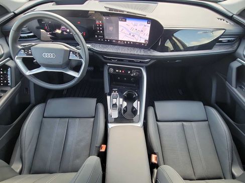 Certified 2025 Audi Q5 Premium w/ Premium Plus AWD/4WD image 14