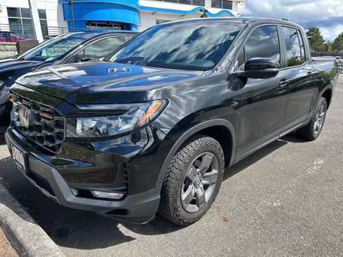 Used 2024 Honda Ridgeline TrailSport image 1