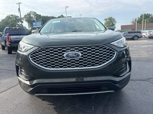 Used 2024 Ford Edge SEL w/ Convenience Package AWD/4WD image 3