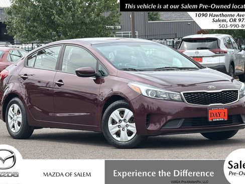 Used 2018 Kia Forte LX FWD image 1