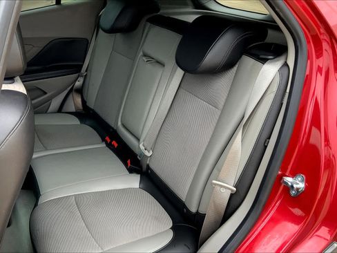 Used 2014 Buick Encore Convenience FWD image 19