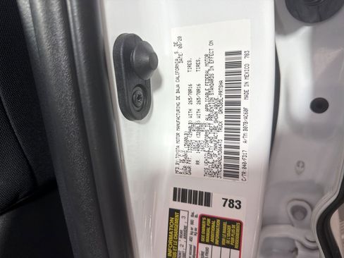 Used 2020 Toyota Tacoma TRD Off-Road image 28