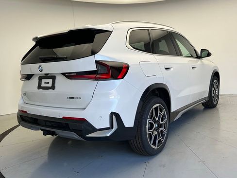 Used 2026 BMW X1 xDrive28i w/ Convenience Package AWD/4WD image 3