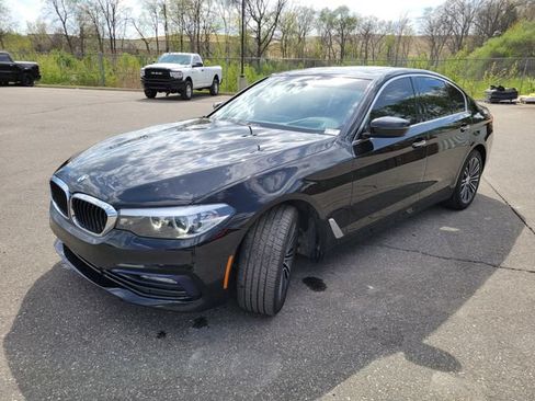 Used 2018 BMW 530i xDrive AWD/4WD image 7