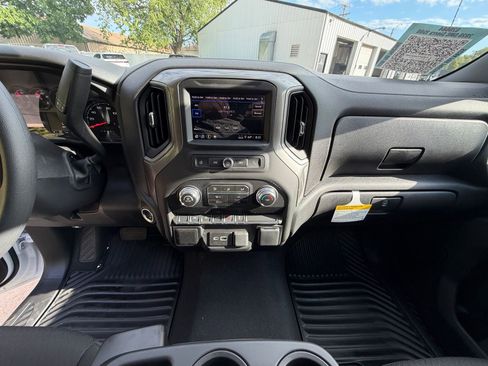 New 2026 GMC Sierra 1500 Pro AWD/4WD image 18