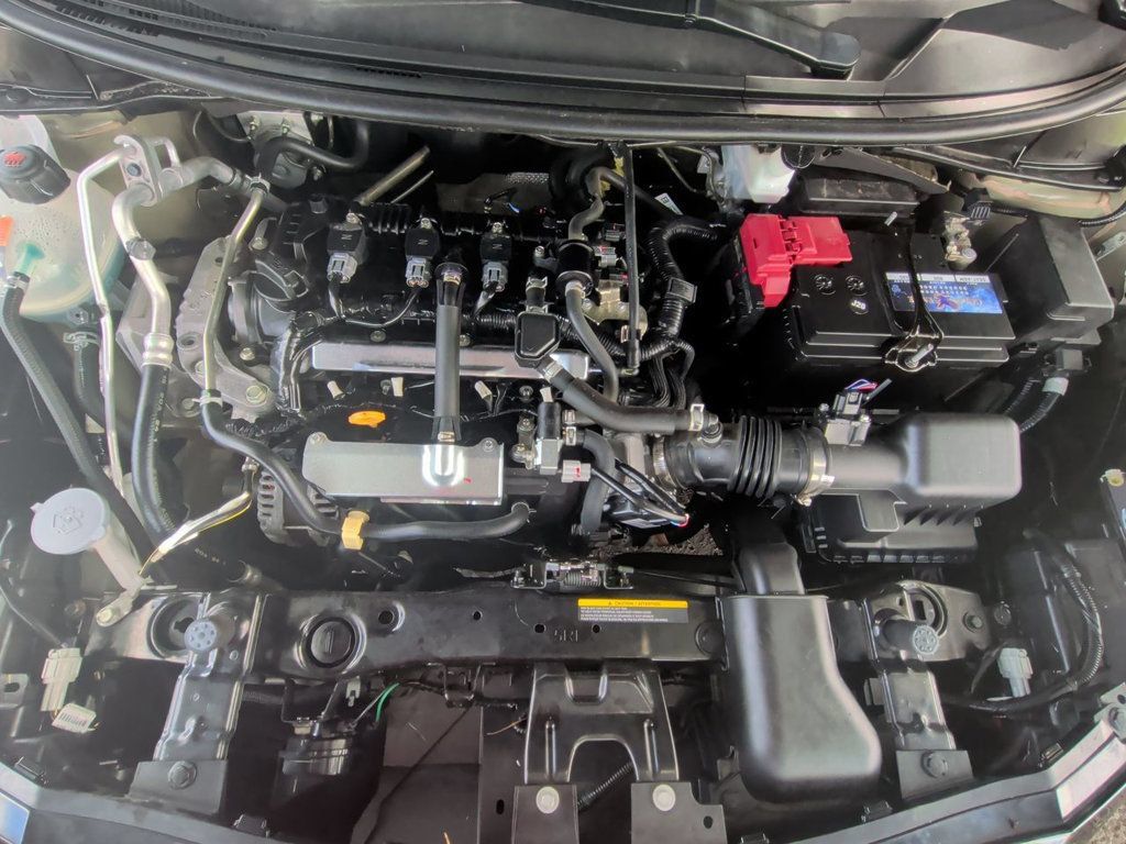 Used 2020 Nissan Versa S FWD image 11