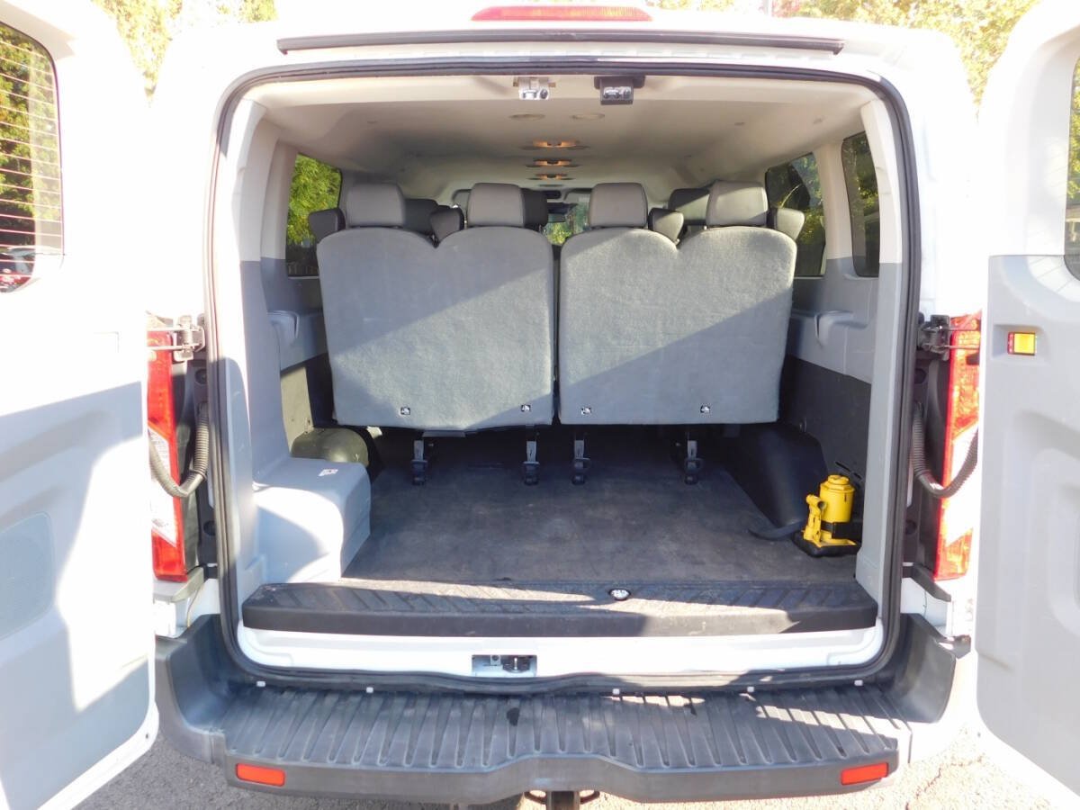 Used 2016 Ford Transit 350 XL RWD image 5