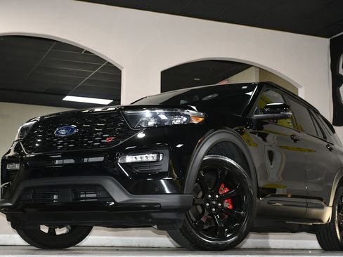 Used 2023 Ford Explorer ST w/ Equipment Group 401A AWD/4WD image 84