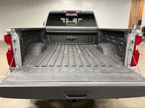 Used 2024 Chevrolet Silverado 3500 LT w/ Z71 Sport Edition image 12
