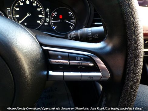 Used 2022 MAZDA MAZDA3 s image 36