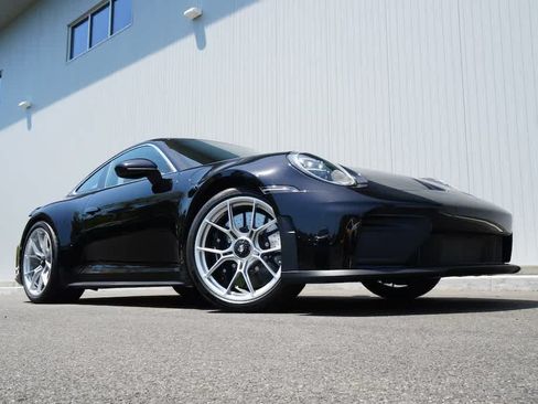 Used 2025 Porsche 911 GT3 RWD image 71