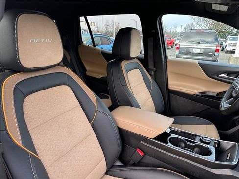 Used 2025 Chevrolet Equinox ACTIV image 38