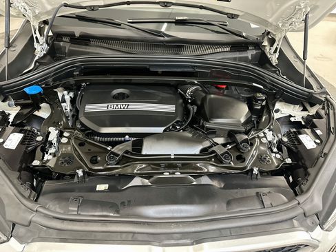 Used 2026 BMW X2 xDrive28i AWD/4WD image 36