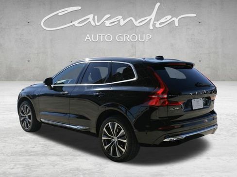 Used 2022 Volvo XC60 T8 Inscription Expression w/ Advanced Package image 5
