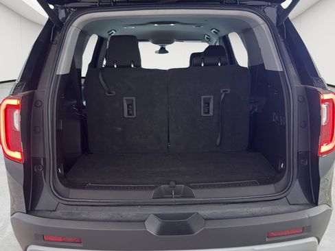Used 2023 GMC Acadia SLE w/ Driver Convenience Package FWD image 15