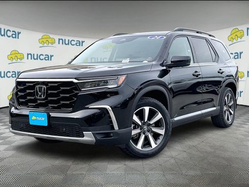 Used 2024 Honda Pilot Elite image 3