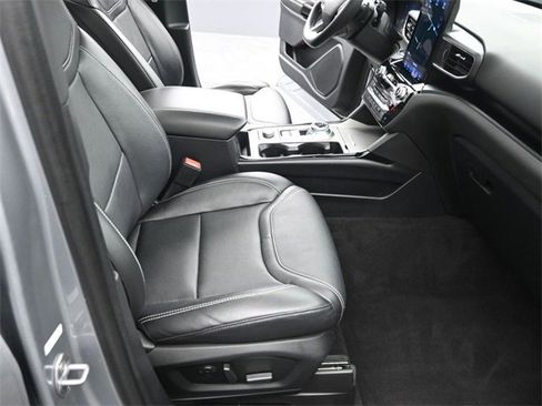 Certified 2021 Ford Explorer ST w/ ST Street Pack image 27