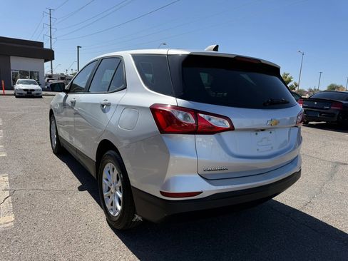Used 2020 Chevrolet Equinox LS w/ LPO, Floor Liner Package FWD image 8