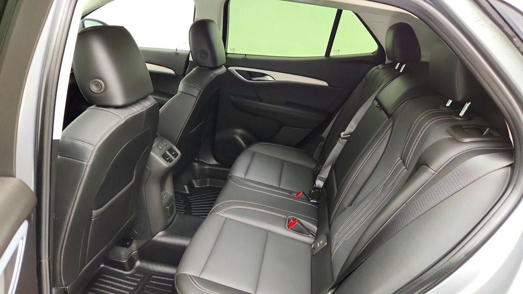 Used 2024 Buick Envision Avenir AWD/4WD image 22