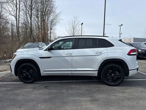 Certified 2023 Volkswagen Atlas Cross Sport SEL R-Line image 8