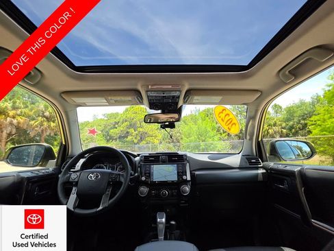 Used 2023 Toyota 4Runner TRD Off-Road Premium w/ Moonroof Package AWD/4WD image 4