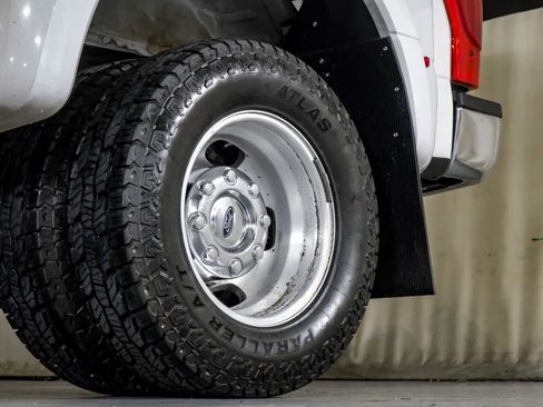 Used 2022 Ford F350 Lariat w/ Lariat Ultimate Package image 54